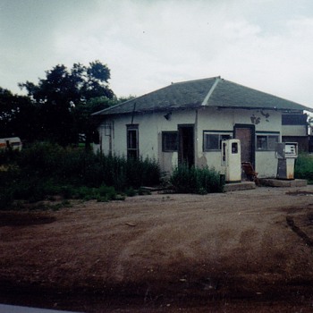 Family Gas Station in South Dakota Photo dates about 1920-1930 maybe  