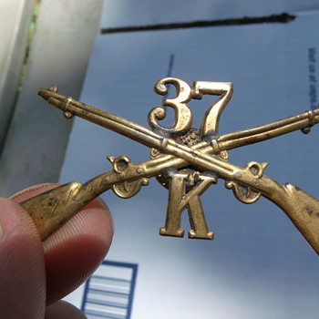 Spanish American War Pin I found at yardsale in junk jewl tray labeled $1 each
