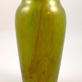 Loetz "New Wave Art Nouveau" vase, ca. 1920s, Prod. Nr. Unknown