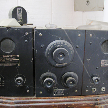 A few older radio items in my collection - Electronics