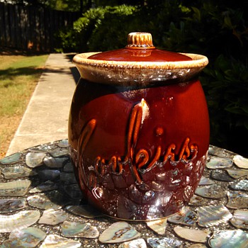Hull Cookie Jar - Art Pottery
