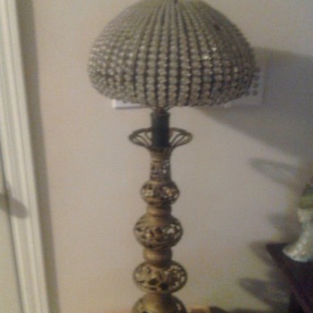 BRONZE GLASS BEAD LAMP