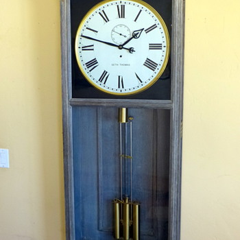 GIANT Seth Thomas regulator #31 - Clocks