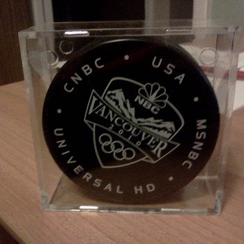 Vancouver 2101 official IIHF Puck