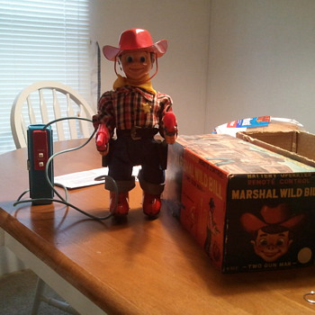 1957 Japan made Marshal Wild Bill tin toy still works 