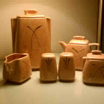 Stanford Art Pottery - Tragedy - Kitchen