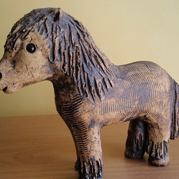 This mystery model of a horse, was discovered, during a house move.  HOW OLD IS IT.!!!! - Art Pottery
