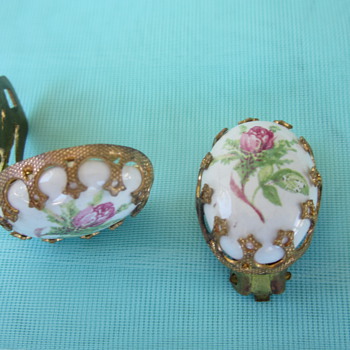 Clip on earrings