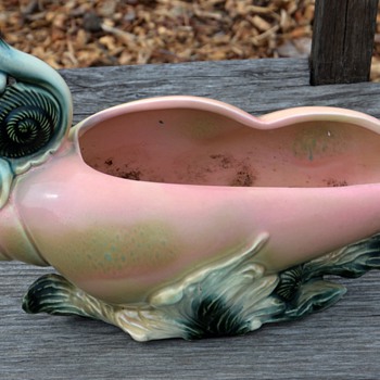 Hull Pottery Shell with Snails - Art Pottery