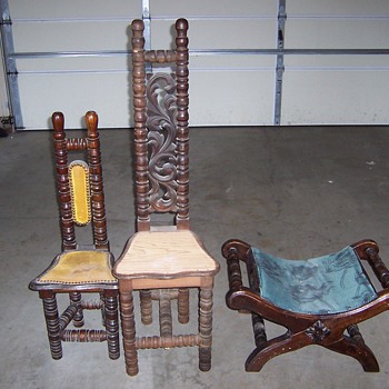 Need help identifying Grandmas Chairs - Furniture