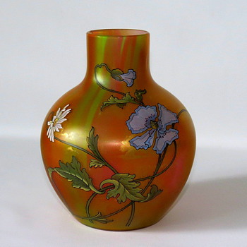 Harrach Vase…very similar to Warren’s and Alisa’s  - Art Glass