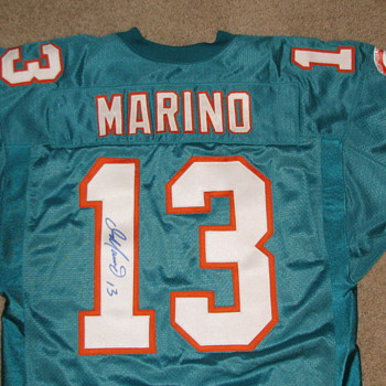 1994 Dan Marino Dolphins Football Jersey (Issued Jersey/Autographed)