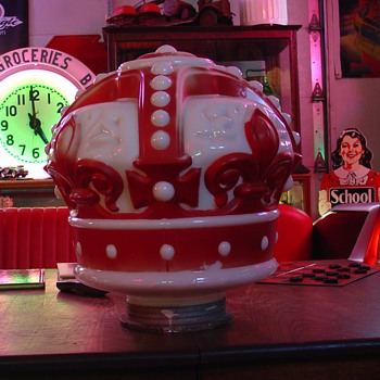 Original Red Crown Gas Globe With Collar...1920's-1930's - Petroliana