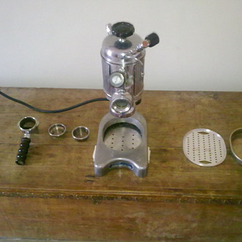 EXSPRESSO MACHINE - Kitchen