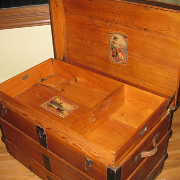 My fun  antique trunk  - Furniture