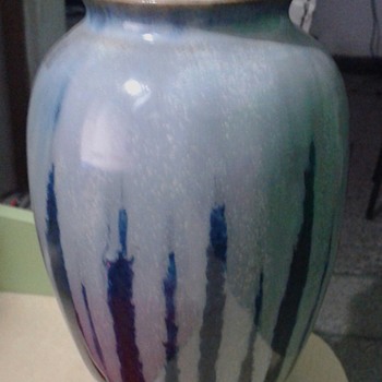 A WONDERFUL PORCELAIN VASE - riddle mark - Pottery