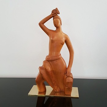 Art Deco walnut rare Laszlo Hoenig sculpture - Art Deco