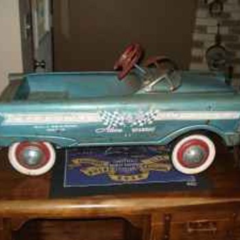 Atkins WildCat Pace Pedal Car - Model Cars