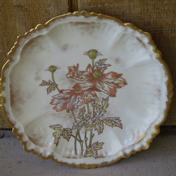 unknown make china floral plate - China and Dinnerware
