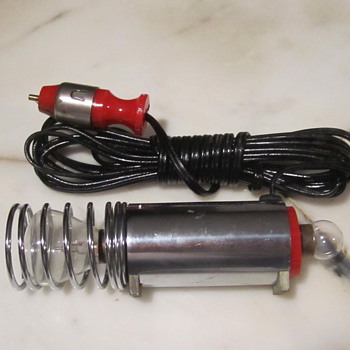 Vintage Automotive Spot / Flash ? Light... Chrome & Red Bakelite Aspects. 6" - Lamps