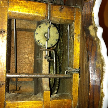 Don't know what kind of clock this is