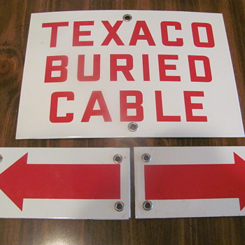 D-X credit card app. tin box; porcelain 3-piece Texaco buried cable sign