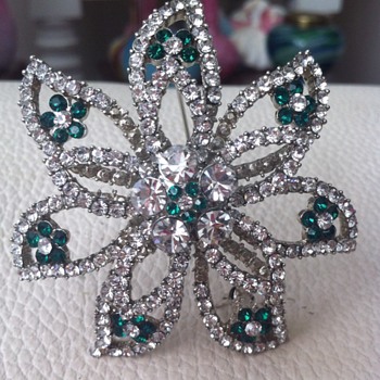 Costume brooches and necklace - mixed periods - Costume Jewelry