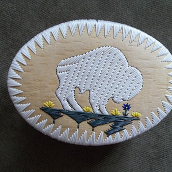 White Buffalo Quill Box, made by Melvin "Mel"  Losh