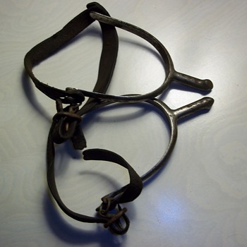 Cavalry Spurs - Rock Island or Rhode Island?