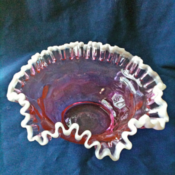 FENTON BRIDES BASKET LINER CRANBERRY? RUBY SNOWCREST? 