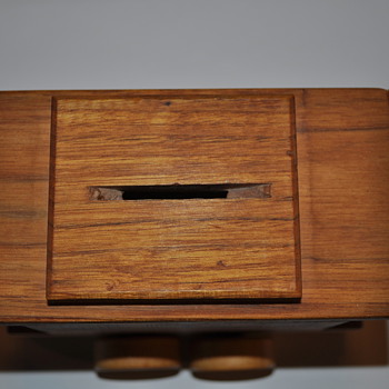 Toystalgia, Inc 1979 wooden Coin bank - Coin Operated