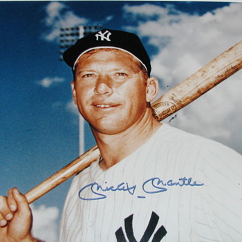 MICKEY MANTLE 16" x 20" Framed Autographed Photo