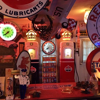 Standard Oil Signs and Gas Pumps - Petroliana