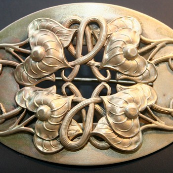 Antique Art Nouveau Brass C Clasp Sash Ornate Brooch Pin Gold Tone