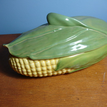 Shawnee Casserole with F.W. Woolworth Co price tag - Art Pottery