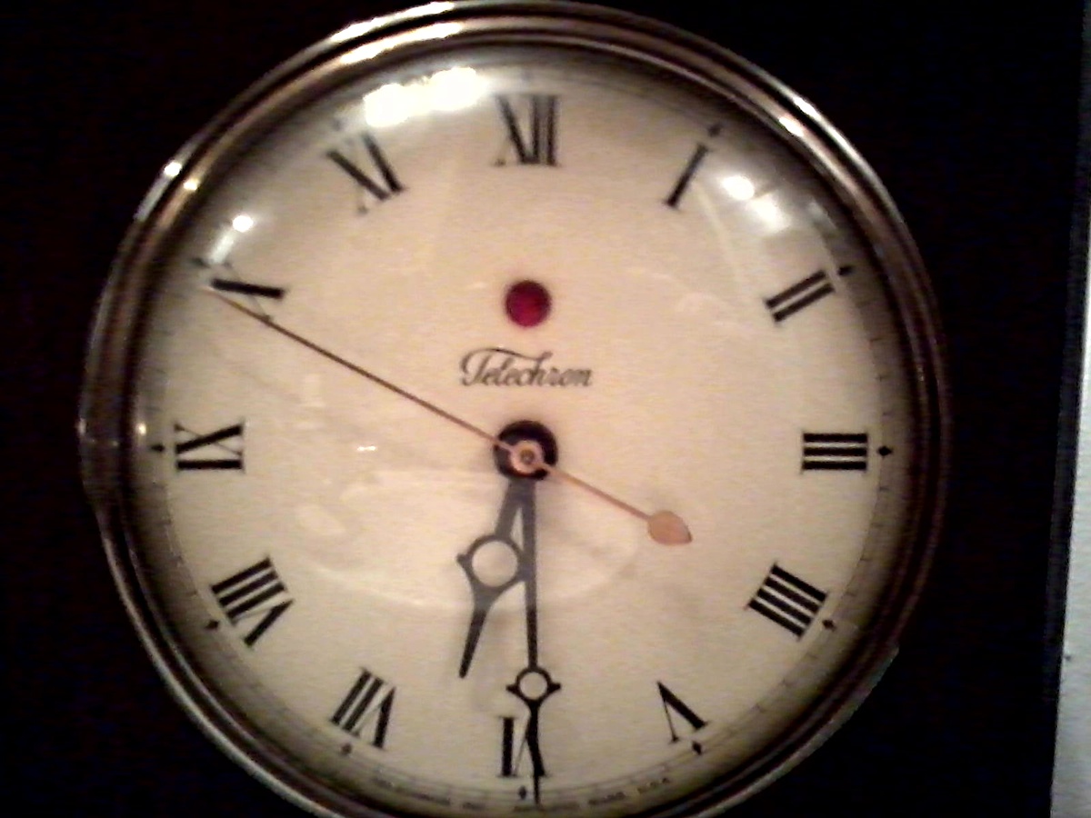 Warren Telechron Co. Electric Mantel Clock / Model 4H99 "The