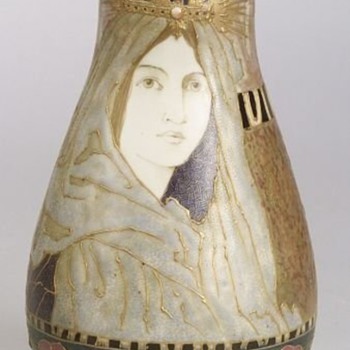 Amphora Art Nouveau Pottery - Video