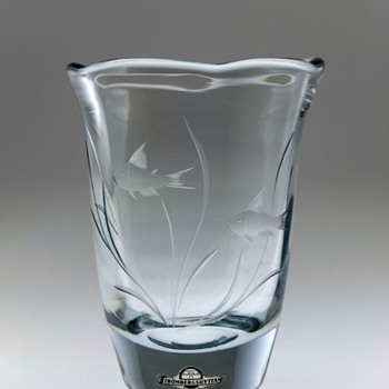 Three engraved fish-vases by Gerda Strömberg, 1930s to 1940s. - Art Glass