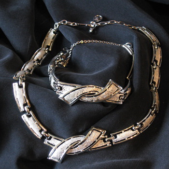 Coro necklace & braclet