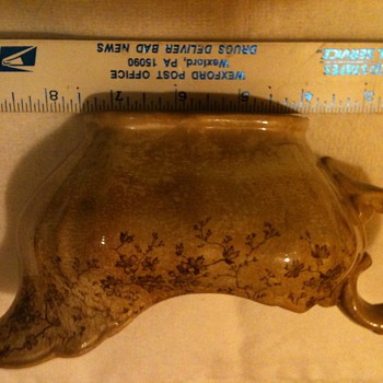 English porcelain pottery gravy boat