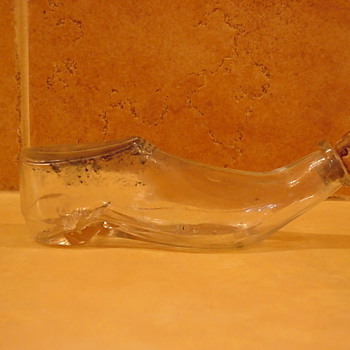 Shoe-shaped Bottle