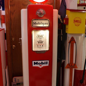 Wayne 70 gas pump