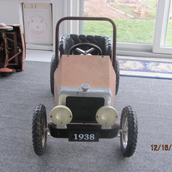 old pedal cars - Model Cars