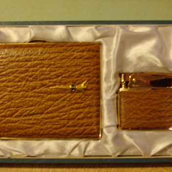 cigarette case and lighter - Tobacciana