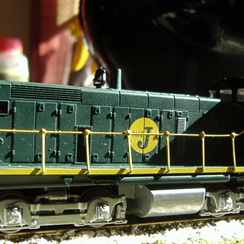 EJ&E #445 SW1000 HO scale - Model Trains