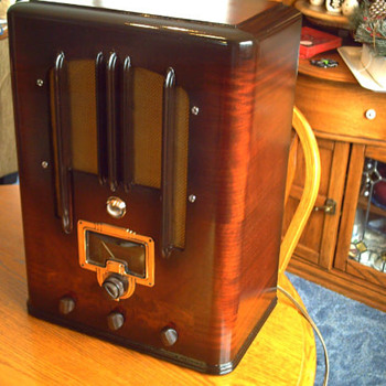 1936 rca model 6t5 - Radios