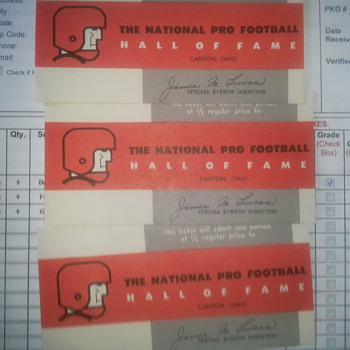 1965 Foto-Cell National Pro Football Hall of Fame Game - Football