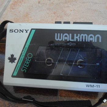 1980's Sony Walkman Canadian Edition - Electronics