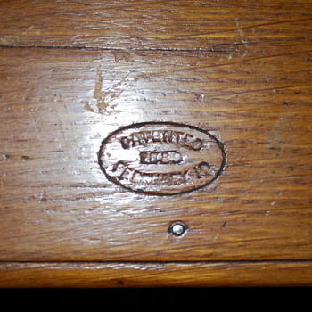 Oak box that undolds