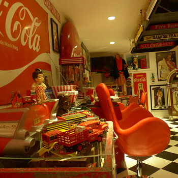 Old Coke Cooler - Coca-Cola